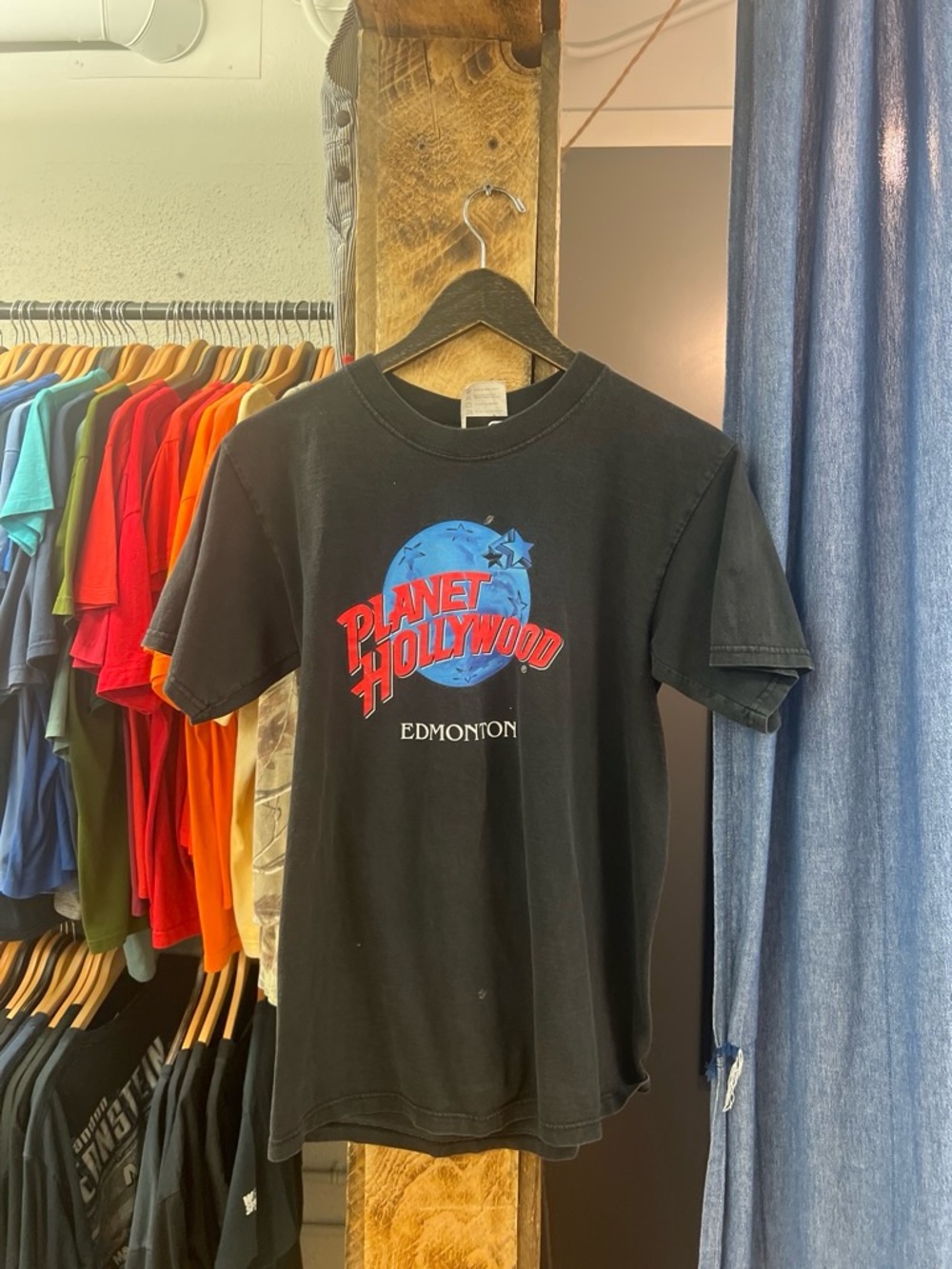Vintage Planet Hollywood Edmonton Black T-shirt